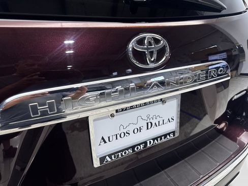 Used 2013 Toyota Highlander Limited AWD/4WD image 21