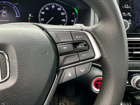 Used 2021 Honda Accord EX image 11