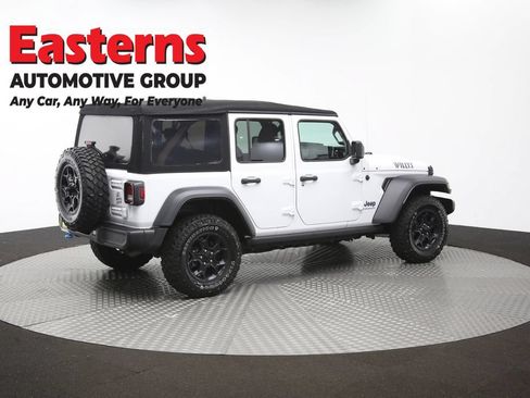 Used 2023 Jeep Wrangler Unlimited AWD/4WD image 40