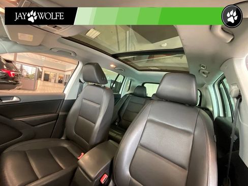 Used 2012 Volkswagen Tiguan S FWD image 10