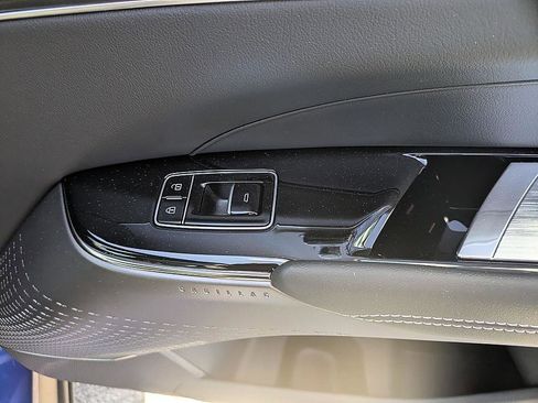 New 2026 Cadillac Lyriq Sport image 37