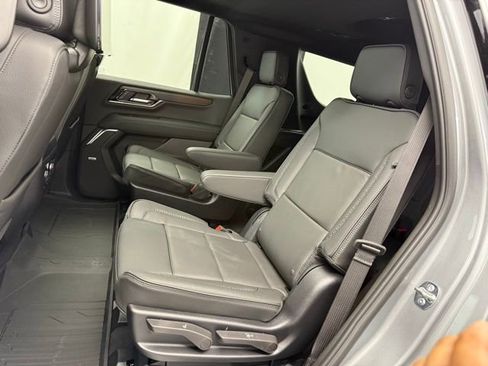 New 2026 GMC Yukon Denali w/ Denali Reserve Package AWD/4WD image 24