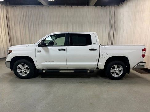 Used 2020 Toyota Tundra SR5 w/ Truck Exterior Package image 11