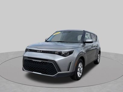 Used 2025 Kia Soul LX w/ LX Technology Package