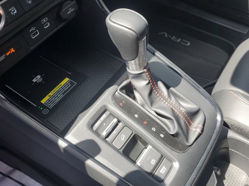 Used 2025 Honda CR-V Sport-L image 30