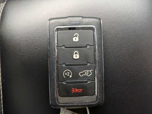 Used 2021 Jeep Grand Cherokee L Limited w/ Luxury Tech Group II AWD/4WD image 33