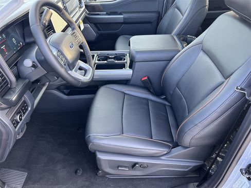 New 2026 Ford F250 Lariat w/ Black Appearance Package image 22