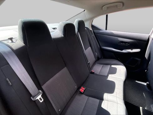 Used 2024 Nissan Sentra SV FWD image 19