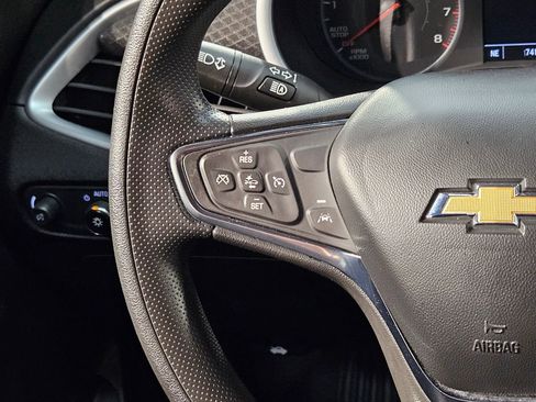Used 2023 Chevrolet Malibu LT FWD image 26