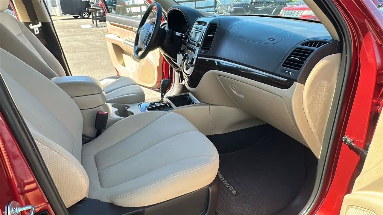 Used 2010 Hyundai Santa Fe GLS FWD image 37