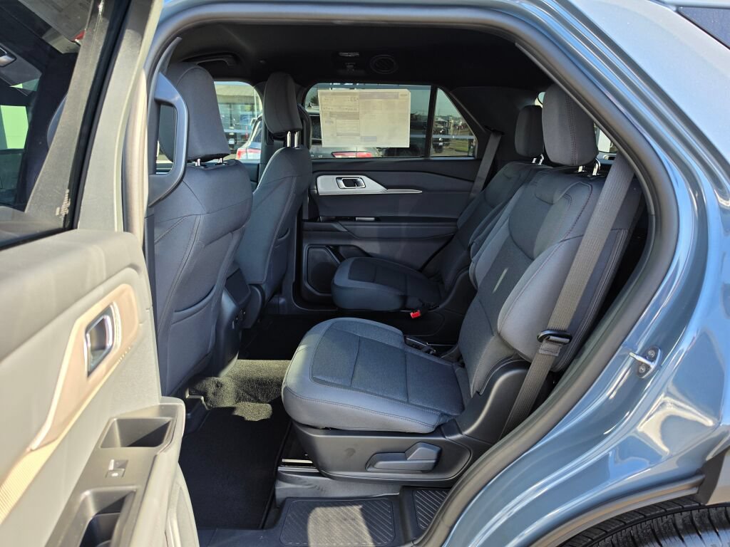 New 2027 Ford Explorer Active AWD/4WD image 9