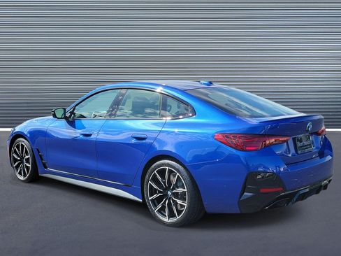 Used 2025 BMW M440i RWD image 4