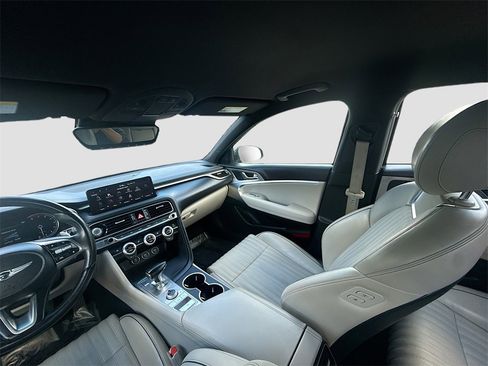 Used 2022 Genesis G70 3.3T image 23