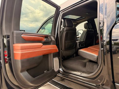 Used 2024 GMC Sierra 2500 Denali Ultimate w/ Max Trailering Package AWD/4WD image 30