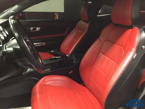 Used 2018 Ford Mustang GT Premium w/ Equipment Group 401A image 23