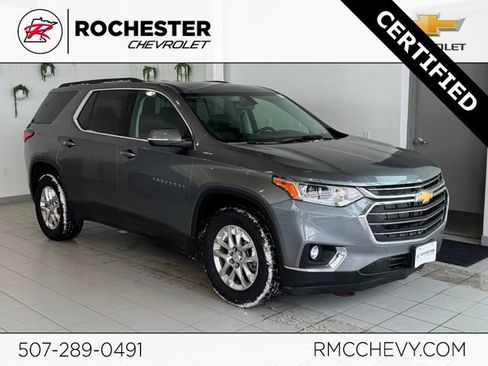 Certified 2021 Chevrolet Traverse LT image 1