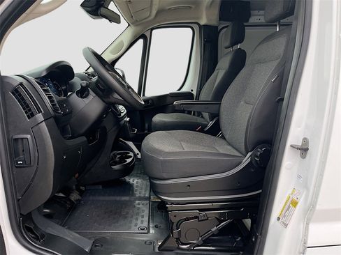 Used 2025 RAM ProMaster 2500 w/ U-Haul Equipment Group image 20
