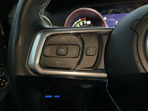 Used 2023 Jeep Wrangler Unlimited Sahara w/ Cold Weather Group image 28