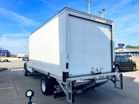 Used 2024 Ford F550 2WD Regular Cab Super Duty image 30