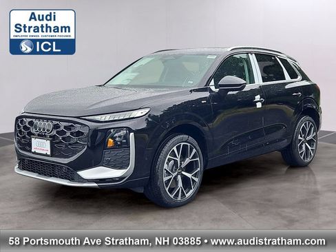 New 2026 Audi Q3 quattro 2.0T AWD/4WD image 1