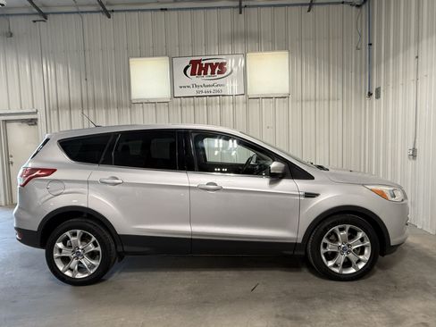 Used 2013 Ford Escape SEL AWD/4WD image 2