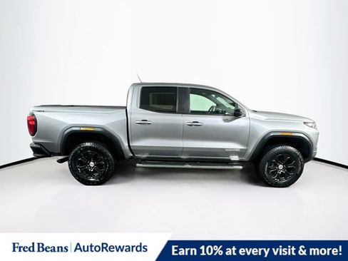Used 2024 GMC Canyon Elevation w/ Convenience Package AWD/4WD image 10