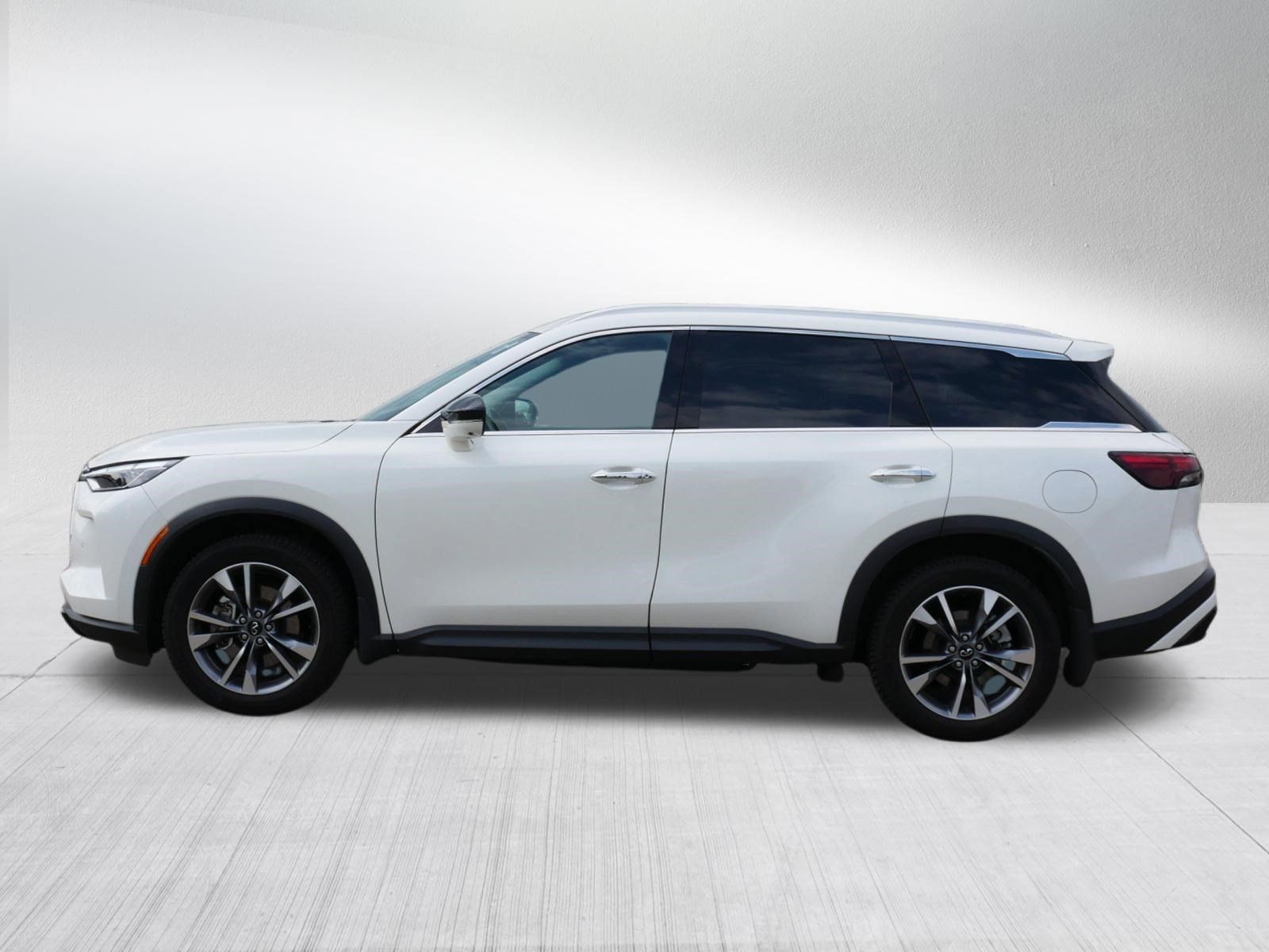 Used 2024 INFINITI QX60 Luxe AWD/4WD image 4
