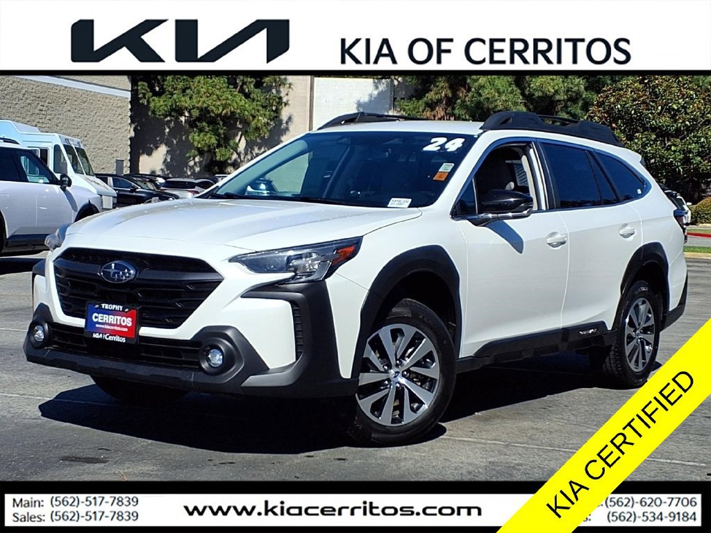 Used 2024 Subaru Outback Premium AWD/4WD image 1