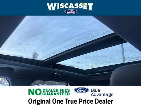 Certified 2022 Ford Explorer Limited w/ Limited Technology Package image 28