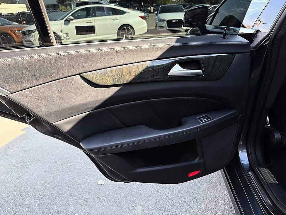 Used 2014 Mercedes-Benz CLS 550 image 14