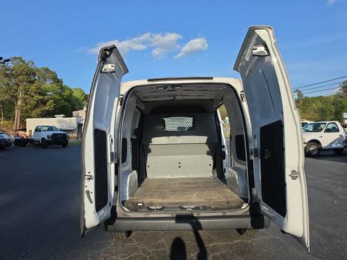 Used 2020 Nissan NV200 S FWD image 28