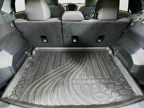 Used 2025 Subaru Crosstrek 2.0i Premium image 28