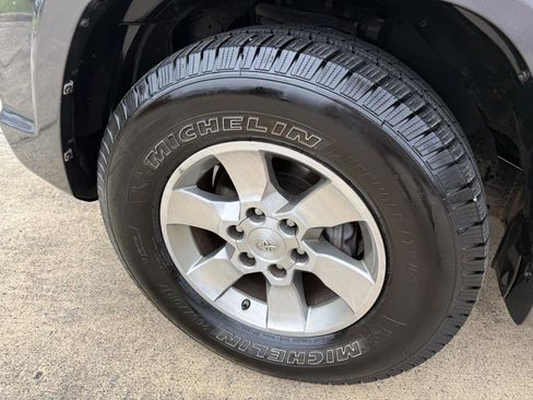 Used 2010 Toyota 4Runner SR5 image 23