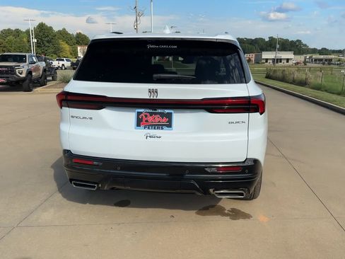 New 2026 Buick Enclave Sport Touring w/ LPO, Illumination Package image 8