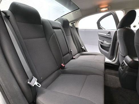 Used 2010 Dodge Charger SXT AWD/4WD image 34