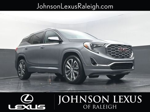 Used 2020 GMC Terrain Denali w/ Denali Premium Package image 15