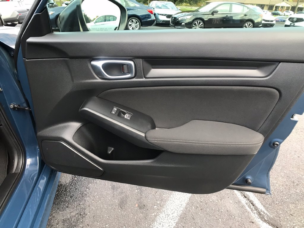 Certified 2025 Honda Civic Sport image 24
