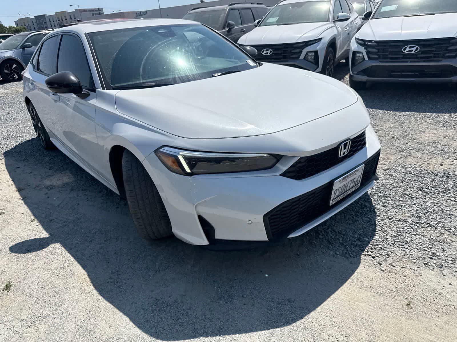 Used 2025 Honda Civic Sport Touring image 3