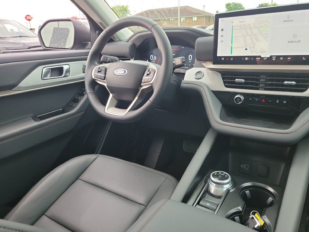 New 2026 Ford Explorer Active w/ Active Comfort Package AWD/4WD image 13