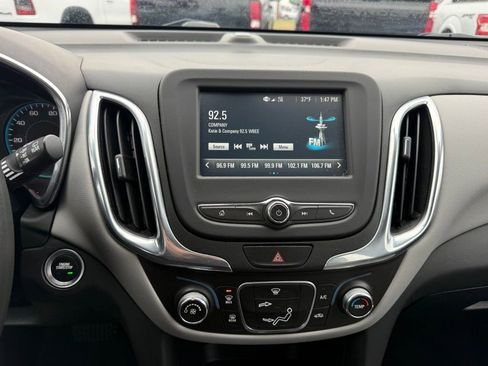 Used 2018 Chevrolet Equinox LS image 9