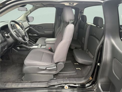 Used 2022 Nissan Frontier S RWD image 21