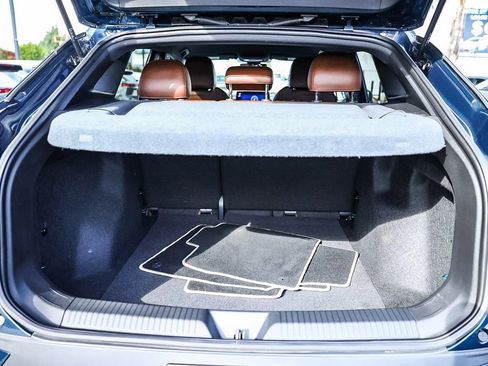 Certified 2023 Volkswagen ID.4 2WD image 32