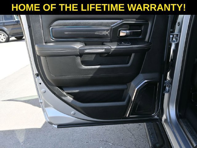 Used 2022 RAM 3500 Limited AWD/4WD image 74