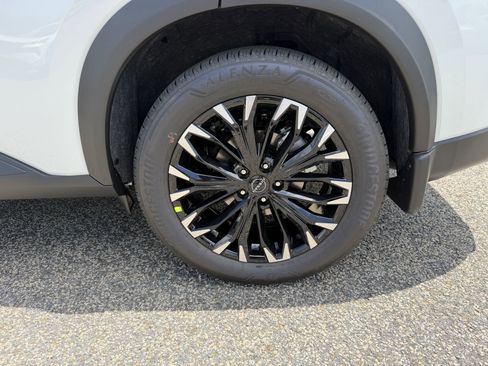 New 2026 Nissan Rogue Dark Armor FWD image 31