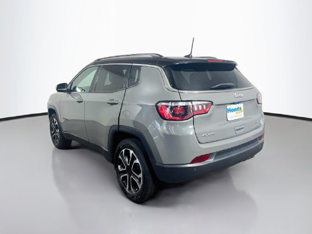 Used 2022 Jeep Compass Limited AWD/4WD image 7