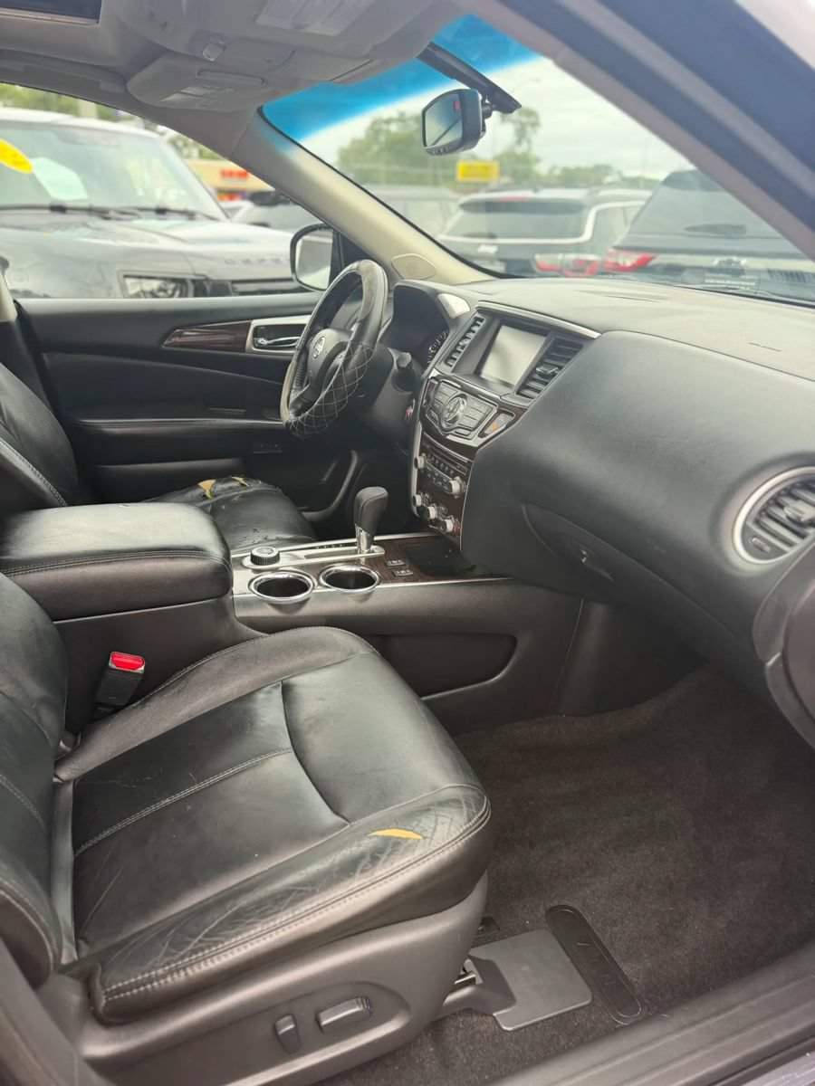 Used 2014 Nissan Pathfinder SL w/ SL Premium Package AWD/4WD image 13