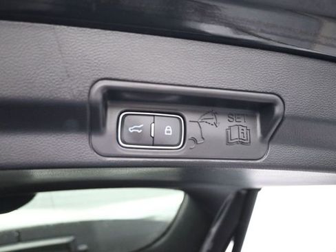 Used 2025 Ford Explorer ST-Line w/ Premium Package image 12