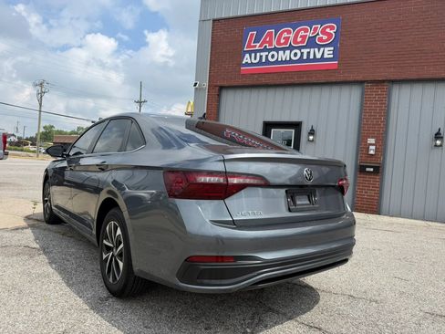 Used 2024 Volkswagen Jetta S FWD image 7