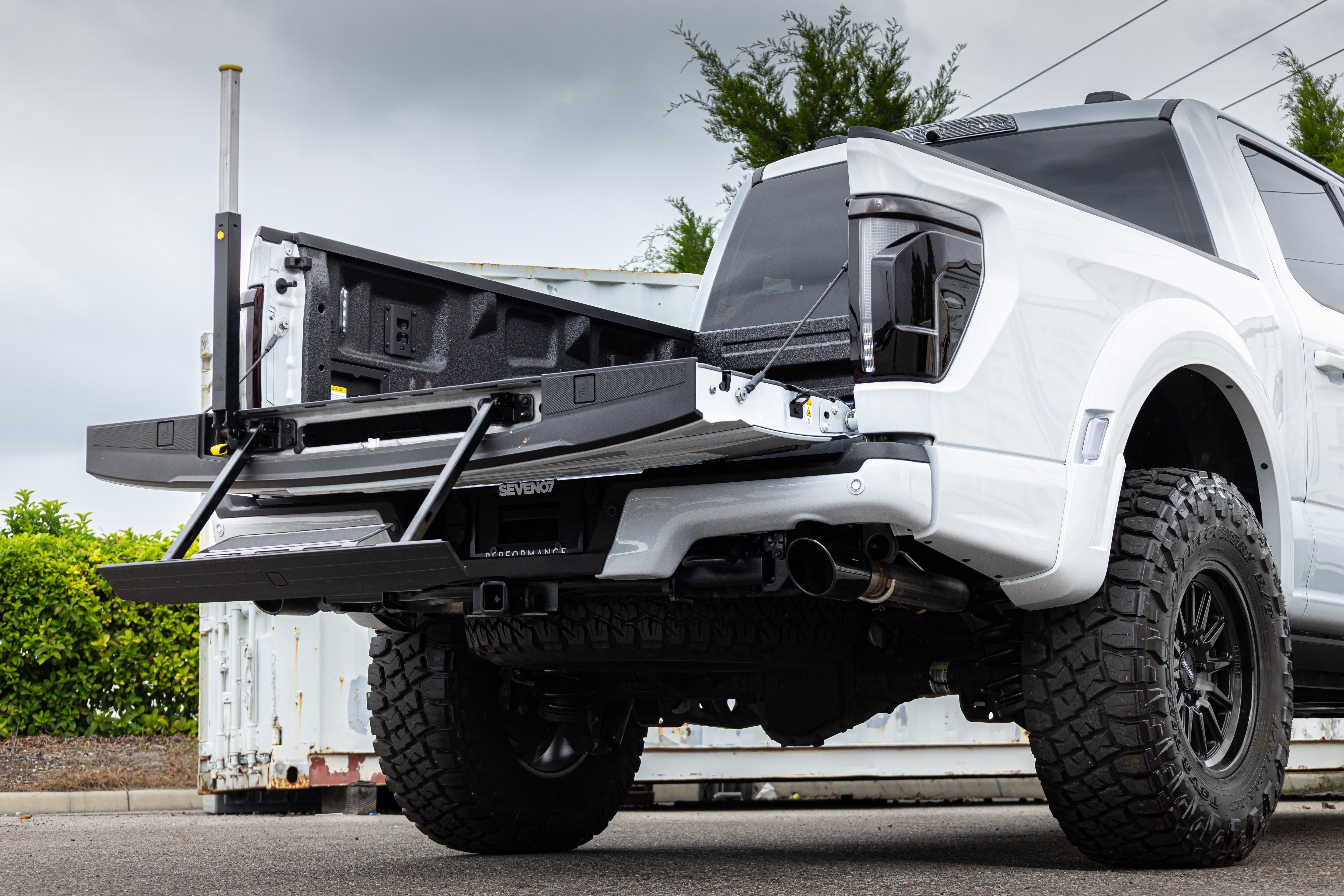 New 2025 Ford F150 Raptor AWD/4WD image 40