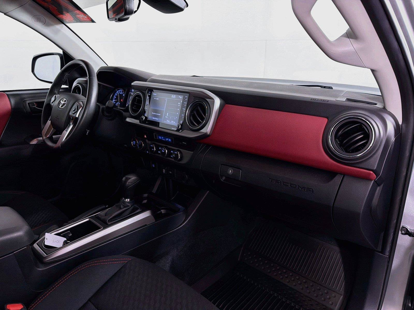 Used 2023 Toyota Tacoma SR5 AWD/4WD image 30